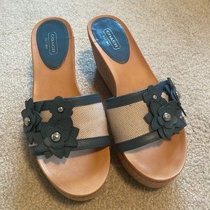 Coach Women’s Wedge Sandals EUC